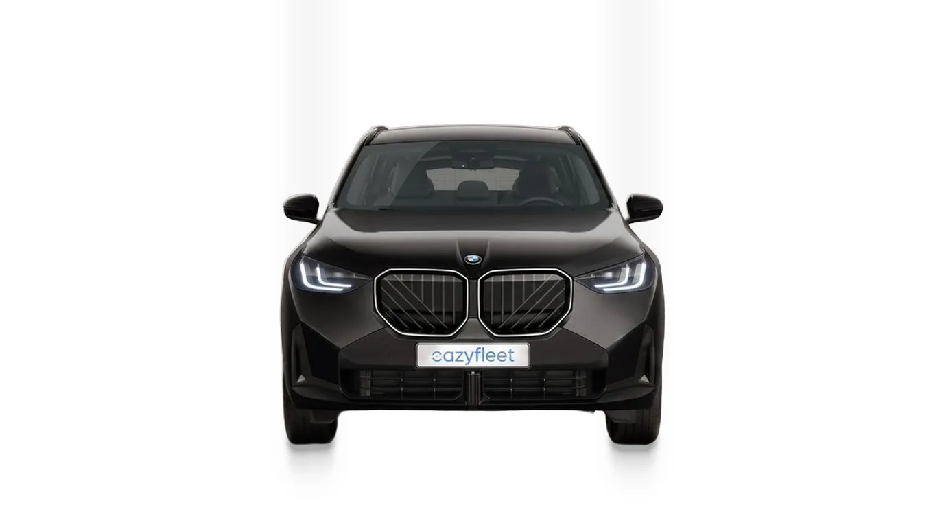 BMW X3 xDrive40d in Saphirschwarz metallic in der Frontansicht mit BMW Iconic Glow Niere, Auto-Abo für Gewerbe