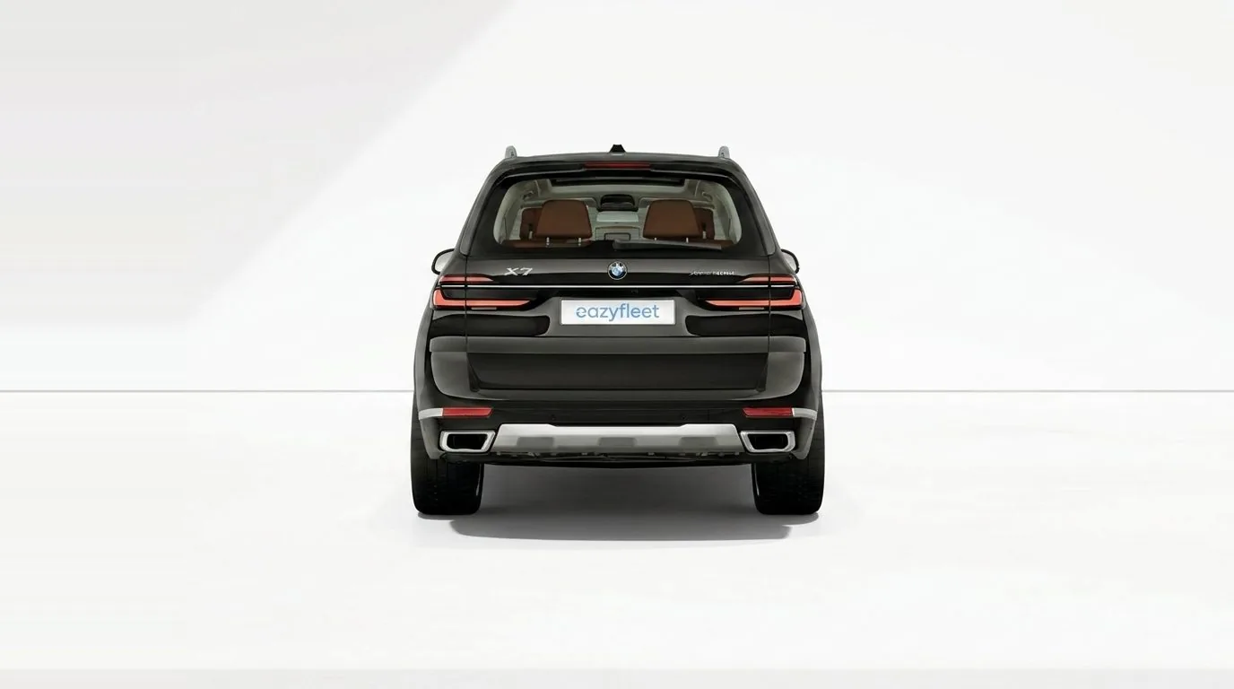 BMW X7 xDrive40d Heckansicht mit LED-Rückleuchten und eazyfleet-Kennzeichen, SUV im Auto-Abo