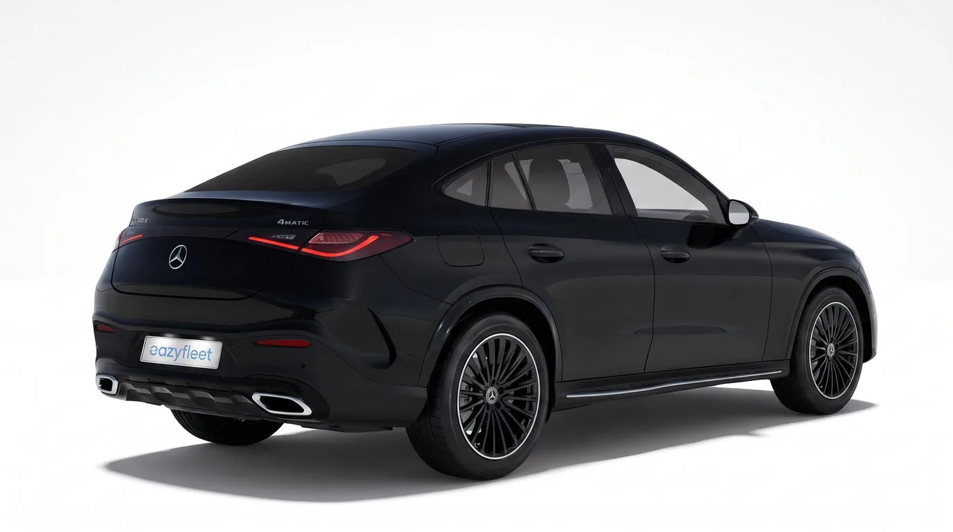 Schwarzes Mercedes GLC 300 d 4MATIC Coupé in hinterer Dreiviertelansicht